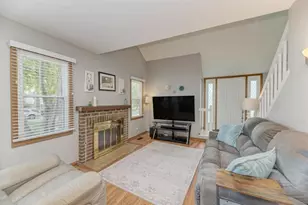 167 Bright Ridge Dr, Schaumburg, IL 60194 - Photo 7
