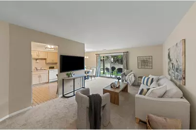 1712 Lakecliffe Drive #D, Wheaton, IL 60189 - Photo 3