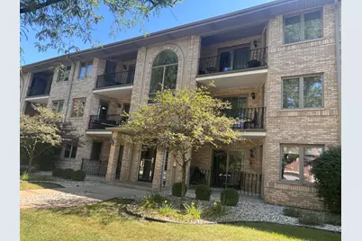 8805 S 79 Avenue #11, Hickory Hills, IL 60457 - Photo 1