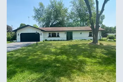 1150 S Lincoln Avenue, Montgomery, IL 60538 - Photo 1