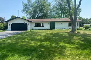 1150 S Lincoln Ave, Montgomery, IL 60538 - Photo 1