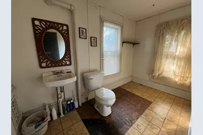 120 W Market Street, Piper City, IL 60959 - Photo 11