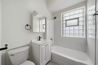 2707 N Central Park Avenue #1, Chicago, IL 60647 - Photo 7