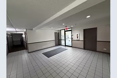 4500 Beau Monde Drive #204, Lisle, IL 60532 - Photo 3