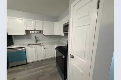 4500 Beau Monde Drive #204, Lisle, IL 60532 - Photo 5