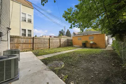 2707 N Central Park Avenue #3, Chicago, IL 60647 - Photo 15