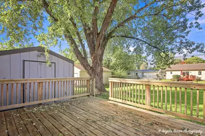 1815 Beach Road, McHenry, IL 60050 - Photo 15