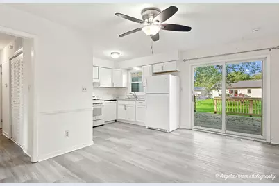 1815 Beach Road, McHenry, IL 60050 - Photo 5