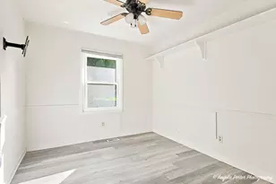 1815 Beach Rd, McHenry, IL 60050 - Photo 9