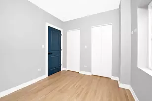 2704 W 24th Pl, Chicago, IL 60608 - Photo 9