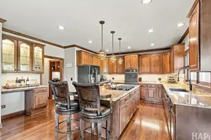 595 Hidden Creek Dr, Antioch, IL 60002 - Photo 19