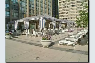 655 W Irving Park Road #4409, Chicago, IL 60613 - Photo 7