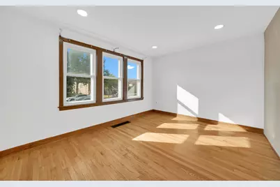 5527 S Mason Avenue #1, Chicago, IL 60638 - Photo 5