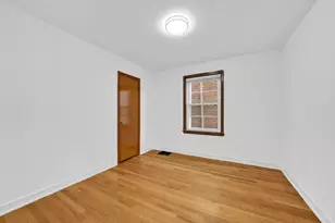 5527 S Mason Ave, Chicago, IL 60638 - Photo 7