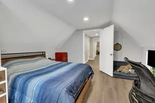 6219 W Holbrook St, Chicago, IL 60646 - Photo 23