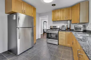 6219 W Holbrook St, Chicago, IL 60646 - Photo 11