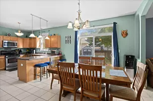 24 Hilltop Ln, South Elgin, IL 60177 - Photo 13