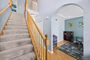 24 Hilltop Ln, South Elgin, IL 60177 - Photo 5