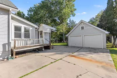 408 Daisyfield Road, Rockford, IL 61102 - Photo 3
