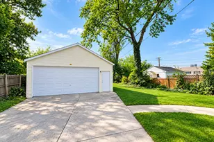 1813 Fargo Ave, Des Plaines, IL 60018 - Photo 19