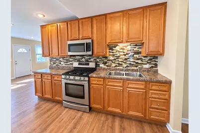 1813 Fargo Avenue, Des Plaines, IL 60018 - Photo 5