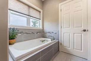 37 River, Downs, IL 61736 - Photo 25