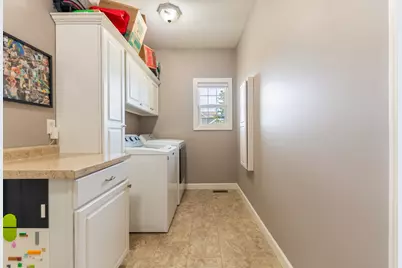 37 River, Downs, IL 61736 - Photo 23