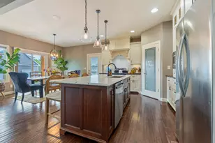 37 River, Downs, IL 61736 - Photo 5