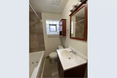 1745 W Albion Avenue #2S, Chicago, IL 60626 - Photo 7
