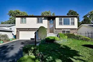 635 N Rumple Ln, Addison, IL 60101 - Photo 1