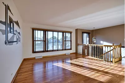 635 N Rumple Lane, Addison, IL 60101 - Photo 5