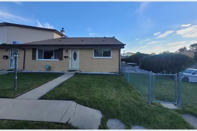 9462 Hamlin Avenue, Des Plaines, IL 60016 - Photo 1