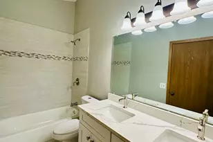 1344 Queensgreen Cir, Naperville, IL 60563 - Photo 11