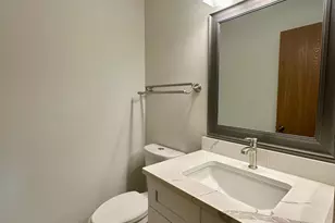 1344 Queensgreen Cir, Naperville, IL 60563 - Photo 7