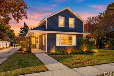 1404 N Green Street, McHenry, IL 60050 - Photo 1