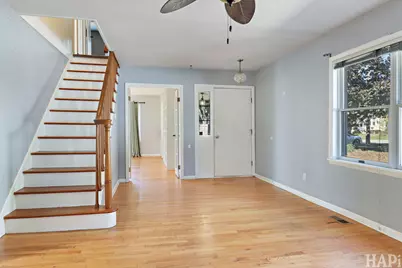 1404 N Green Street, McHenry, IL 60050 - Photo 3