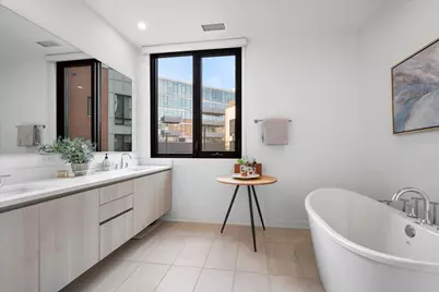 1648 W Division Street #101, Chicago, IL 60622 - Photo 21