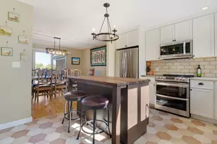 1304 Shire Cir, Inverness, IL 60067 - Photo 7