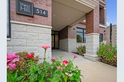 514 Hillgrove Avenue #201, Western Springs, IL 60558 - Photo 1
