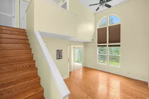 1062 Stamford Ct, Aurora, IL 60502 - Photo 5