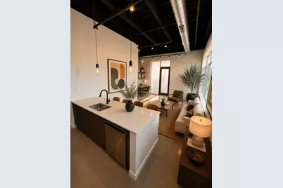 2803 W Henderson Street #101, Chicago, IL 60618 - Photo 3