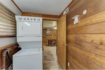 9237 Van Emmon Road, Yorkville, IL 60560 - Photo 19