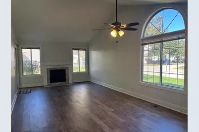 201 Brittany Drive #A, Streamwood, IL 60107 - Photo 3
