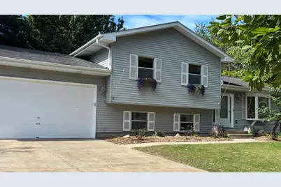 37244 N Capillo Avenue, Lake Villa, IL 60046 - Photo 1