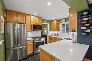 606 S Dryden Pl, Arlington Heights, IL 60005 - Photo 5