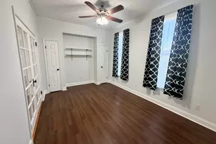 211 N Cherry St, Centralia, IL 62801 - Photo 11