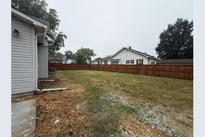 211 N Cherry Street, Centralia, IL 62801 - Photo 25