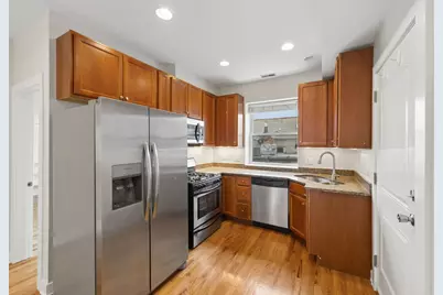 1430 N Maplewood Avenue #402, Chicago, IL 60622 - Photo 3