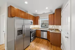 1430 N Maplewood Ave, Chicago, IL 60622 - Photo 3