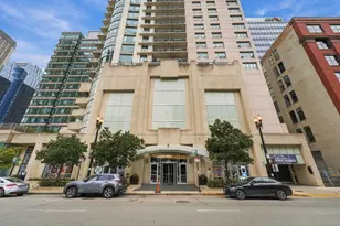 125 S Jefferson St, Chicago, IL 60661 - Photo 1